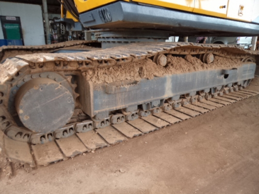 ขายรถแบ็คโฮ VOLVO-200 สภาพเดิมสวยๆ ราคาถูกๆ พร้อมใช้งานคับ