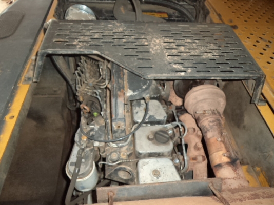 ขายรถแบ็คโฮ VOLVO-200 สภาพเดิมสวยๆ ราคาถูกๆ พร้อมใช้งานคับ