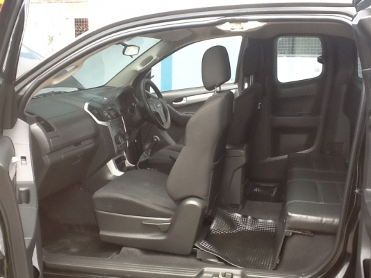 ISUZU All NEW ตัวHILANDER ปี2012 เครื่อง2500เกียร์ธรรมดารถสวยเดิมๆออกห้าง ขายถูกสุดๆ