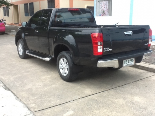 ISUZU All NEW ตัวHILANDER ปี2012 เครื่อง2500เกียร์ธรรมดารถสวยเดิมๆออกห้าง ขายถูกสุดๆ