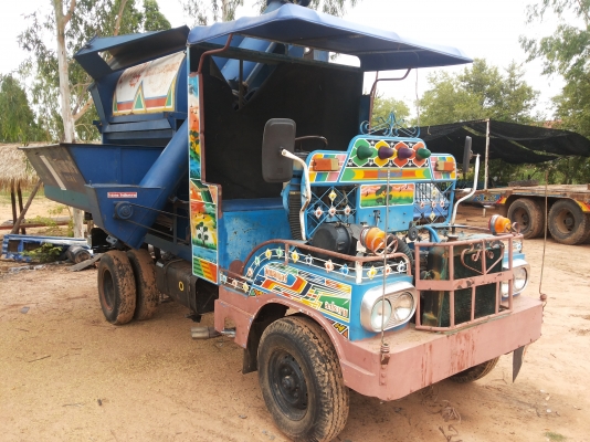 ขายรถอีแต๋น 6 ล้อ ติดตู้สีข้าว ต่อรองได้