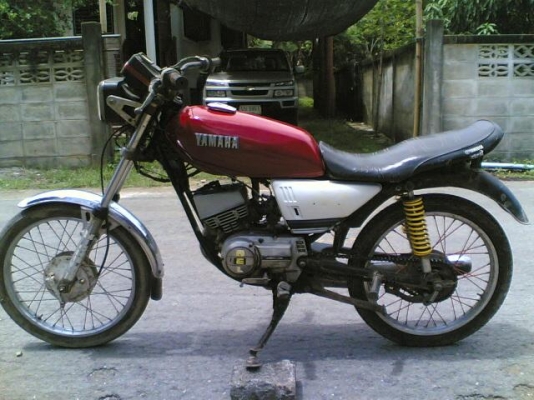 ขาย YAMAHA RXS ทะเบียน(ชุดโอนไม่ได้ตาม)เครื่องสมบูรณ์ยังแน่นๆอะไหร่ติดรถตามรูปขายตามสภาพ ขาย 5900 บาท