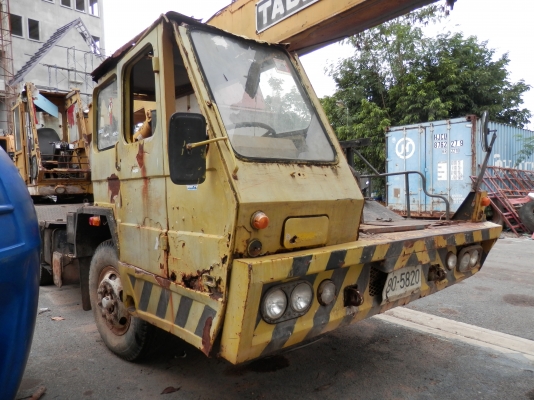 รถเครน TANADO TL20L เครื่องยนตร์ NISSANมีทะเบียนรถทำงานอยู่