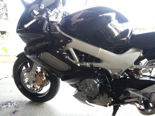 Vtr1000F 2001 พร้อมสรรพสามิตร(แท้) สภาพสวย สมบูรณ์ เครื่องแน่นแห้ง ระบบไฟใช้ได้ทุกจุด