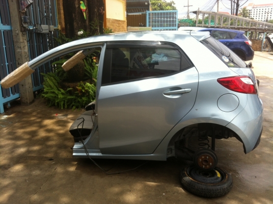 ขาย ท้ายรถตัด NEW MAZDA 2  ( SPECS JAPAN )  5ประตู  พาร์ทแท้นำเข้าจากญี่ปุ่น!!!! ขอบคุณมากครับคุณโต้ง