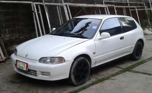 ด่วน..Civic3Doorเครื่องสมบูรณ์เกียร์Autoก.ไฟฟ้าดิส4ล้อพ.พาวเวอร์เครื่องเสียงแอร์หนาว(เอกสารพร้อมโอน)