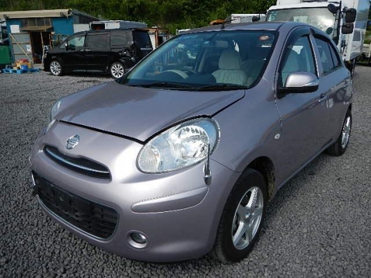 ขายหัวรถตัดและอะไหล่ NISSAN MARCH ( รุ่นท๊อปไฟฟ้า ) เครื่องยนต์แท้ K 12 เกียร์ AT  เหมาะกับอู่และลูกค้าที่ต้องการเครื่องยนต์และอะไหล่ที่สมบูรณ์ !