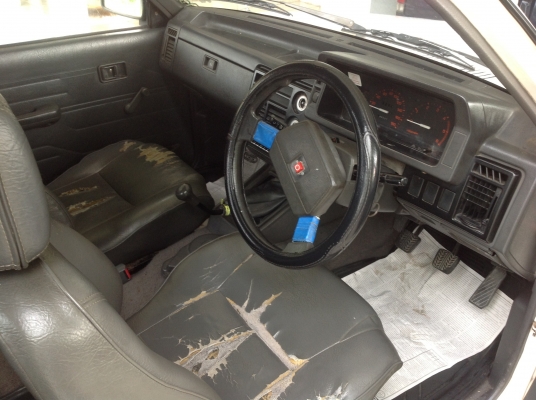 ขายมาสด้าธันเดอร์ พวงมาลัยเพาเวอร์ รถภาคเหนือแท้ๆ