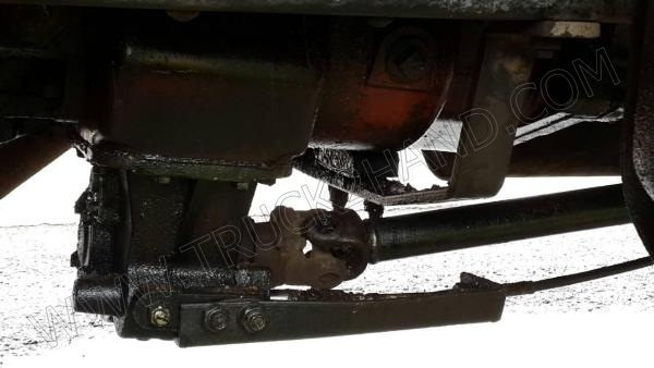 รถบรรทุก 10 ล้อดั๊มพ์ ยี่ห้อ MITSUBISHI รุ่น FN527M