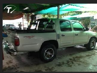 2002 TOYOTA, SPORT CRUISER 2.5 E  290,000 บาท