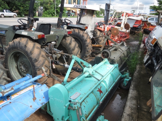 รถไถนานั่งขับ รถนำเข้าจากญี่ปุ่น 14, 22, 35, 45แรง มีหลายคันค่ะ