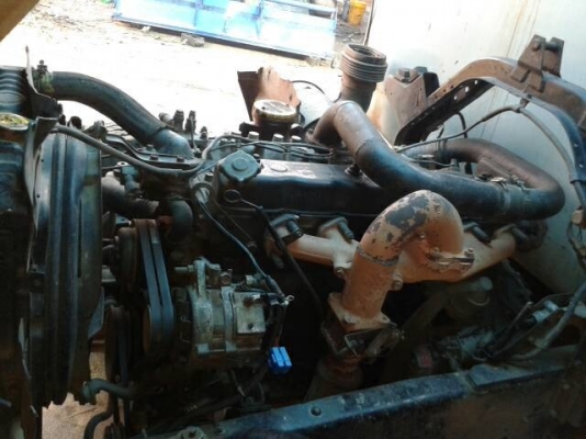 ขายรถบรรทุก 6 ล้อ ขายรถบรรทุก 6 ล้อ