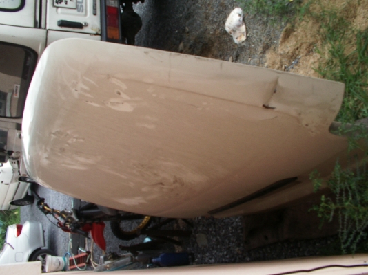 ฝาท้ายรถตู้หัวจรวด