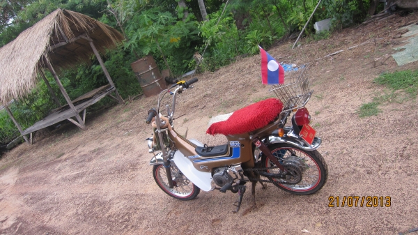 ลดๆๆด่วนๆๆขายชาลีแต่สวยเครื่องเวฟ100 no-bookออกใบซื้อขายให้ครับ สภาพตามรุปเลยครับขายที่11500บาท ยังไม่รวมค่าส่งนะครับส่งได้ทั่วไทยสนใจสอบถามได้ 080-1696651 รถยุอำนาจเจริญครับ