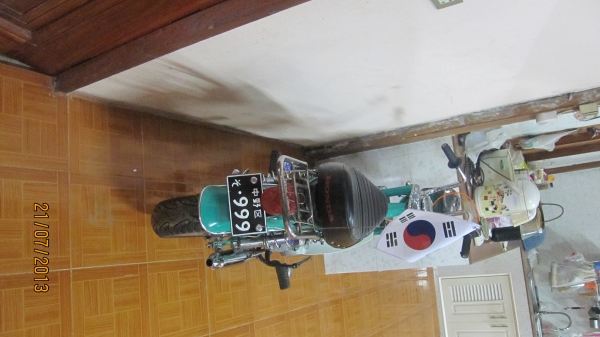 ด่วนๆๆขายชาลีสีเขียวแต่งยุ่นสีสวยล้อโตๆครับลดๆๆๆ เครื่องดรีมฝาข้างชุปๆสภาพพร้อมขี่ครับ no-book ออกใบซื้อขายให้ครับ ราคาเปิดที่19000บาทราคายังไม่รวมค่าส่งนะครับ...สนใจติดต่อ080-1696651 ส่งได้ทั่วไทยครับ