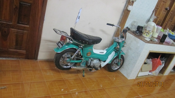 ด่วนๆๆขายชาลีสีเขียวแต่งยุ่นสีสวยล้อโตๆครับลดๆๆๆ เครื่องดรีมฝาข้างชุปๆสภาพพร้อมขี่ครับ no-book ออกใบซื้อขายให้ครับ ราคาเปิดที่19000บาทราคายังไม่รวมค่าส่งนะครับ...สนใจติดต่อ080-1696651 ส่งได้ทั่วไทยครับ