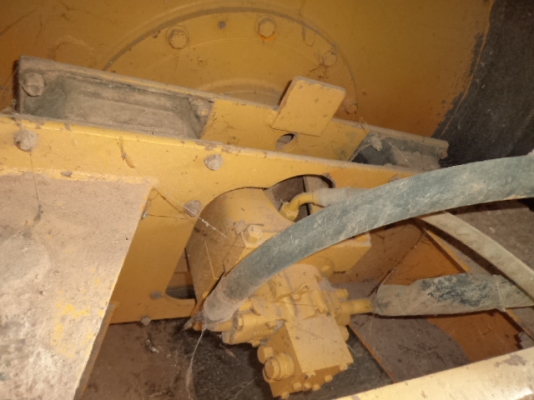 ขายรถบดสั่นสะเทือน สภาพดีราคาถูก พร้อมใช้งานคับ ขายรถบดสั่นสะเทือน สภาพดีราคาถูก พร้อมใช้งานคับ