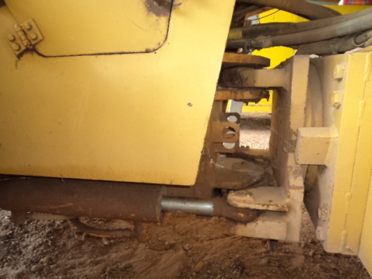 ขายรถบดสั่นสะเทือน สภาพดีราคาถูก พร้อมใช้งานคับ ขายรถบดสั่นสะเทือน สภาพดีราคาถูก พร้อมใช้งานคับ