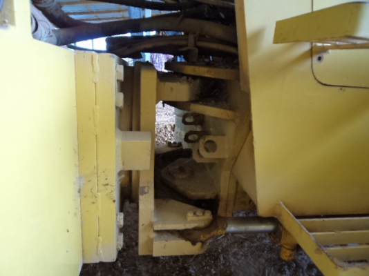 ขายรถบดสั่นสะเทือน สภาพดีราคาถูก พร้อมใช้งานคับ ขายรถบดสั่นสะเทือน สภาพดีราคาถูก พร้อมใช้งานคับ