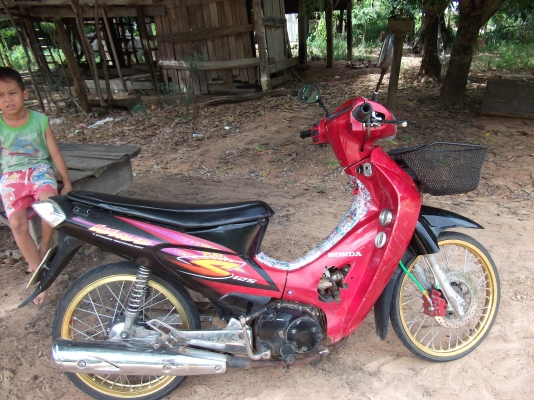 ขายเวฟ125sกุณแจใหญ่14,000