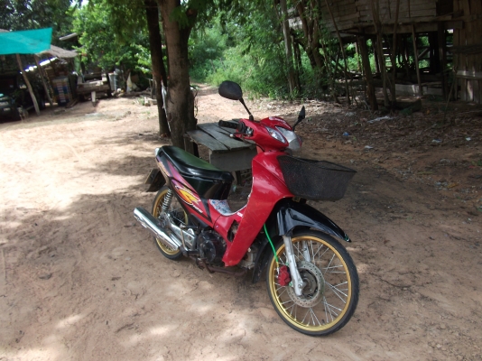 ขายเวฟ125sกุณแจใหญ่14,000
