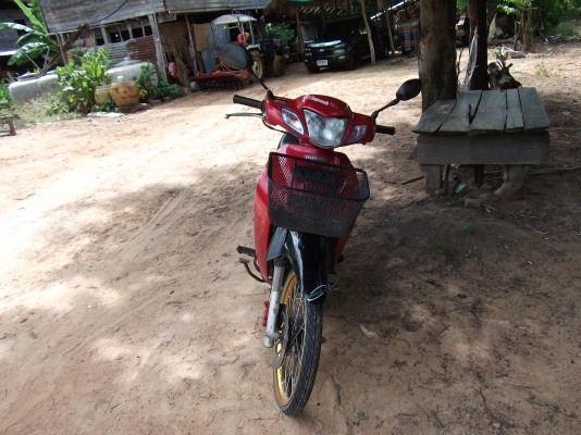 ขายเวฟ125sกุณแจใหญ่14,000