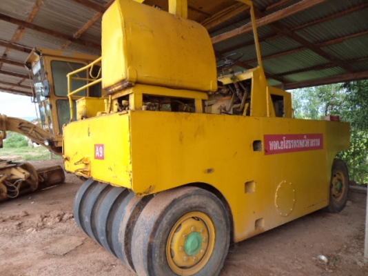 ขายรถบดล้อยาง สภาพดี พร้อมใช้