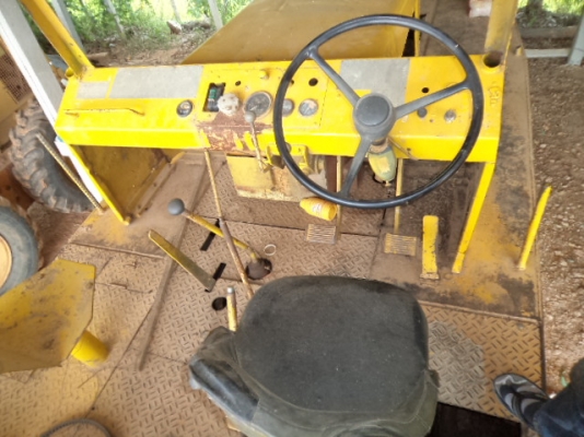 ขายรถบดล้อยาง สภาพดี พร้อมใช้