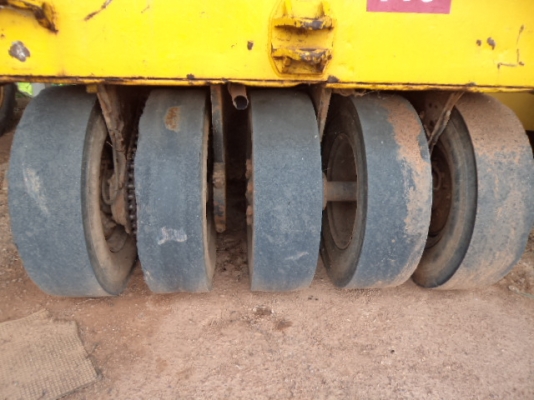 ขายรถบดล้อยาง สภาพดี พร้อมใช้