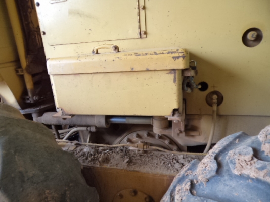 ขายรถเกรด CAT 140G สภาพพร้อมใช้งานคับ ขายรถเกรด CAT 140G สภาพพร้อมใช้งานคับ