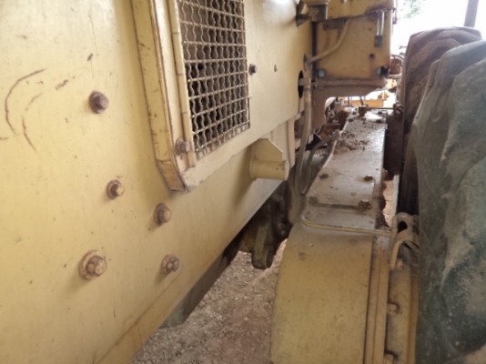 ขายรถเกรด CAT 140G สภาพพร้อมใช้งานคับ ขายรถเกรด CAT 140G สภาพพร้อมใช้งานคับ