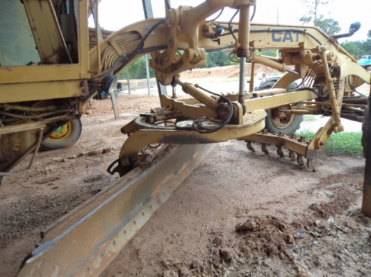 ขายรถเกรด CAT 140G สภาพพร้อมใช้งานคับ ขายรถเกรด CAT 140G สภาพพร้อมใช้งานคับ