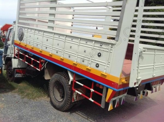 รถบรรทุก 6 ล้อ ยี่ห้อ HINO รุ่น FE3WGKD 165 แรงม้า รถบรรทุก 6 ล้อ ยี่ห้อ HINO รุ่น FE3WGKD 165 แรงม้า