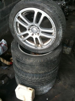 แม๊กเก่าญี่ปุ่นครับ 5 รู 114 ครับ หน้ากว้าง 7 นิ้ว ขอบ 17 นิ้ว