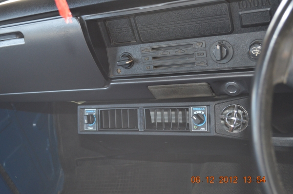 RN 20   ปี 2514 ออกงานแสดงและโชว์กับToyota  บ่อยครั้ง  สวยๆ เดิมๆ ทุกชิ้น  วิ่งทางไกลได้ สบาย