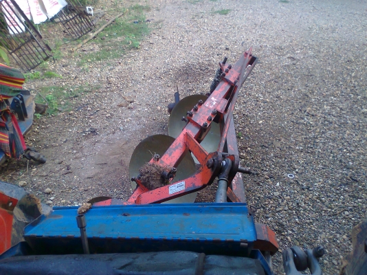 ขายด่วน!..รถไถ KUBOTA M9504 ใหม่ มีใบดันหน้า และ ผาน 4 อย่างดี. พร้อมแล้วสำหรับการลุยงาน!