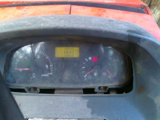 ขายด่วน!..รถไถ KUBOTA M9504 ใหม่ มีใบดันหน้า และ ผาน 4 อย่างดี. พร้อมแล้วสำหรับการลุยงาน!