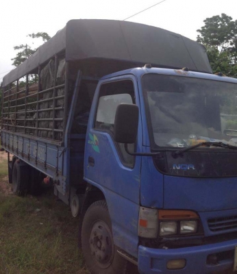 ขายรถ 6 ล้อ isuzu NQR 135 แรงม้า เทอร์โบว์ รถห้างแท้ กระบะยาว 5.5 ม.