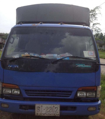 ขายรถ 6 ล้อ isuzu NQR 135 แรงม้า เทอร์โบว์ รถห้างแท้ กระบะยาว 5.5 ม.