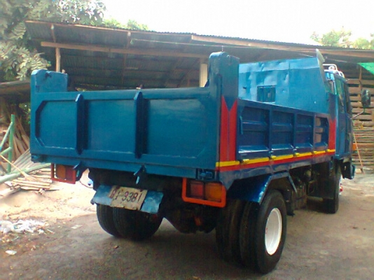 ISUZU ROCKY 175 HP 6BG1 หกล้อดั๊มพ์ รถสวยจัดครับพร้อมใช้งาน ช่วงล่างดีคัชซีสวยครับ เครื่องแห้งแรงดีไม่มีเยิ้ม หัวเก๋งบางๆภายในสวยครบถ้วน แอร์ พวงมาลัยเพาเวอร์ เบรคทริ๊ปฟี้ ช่วงล่างคัชซีสวยมากไม่มีดามไม่มีบวม ยาง 8.25 ขอบ 16 สภาพใหม่ 6 เส้น เอกสารทะเบียนภา