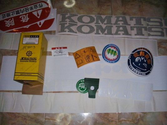 สติกเกอร์ KOMATSU PC120-3 ครบชุดทั้งคัน (มีในสต็อก2ชุด)ช้าอดหมดนะครับ