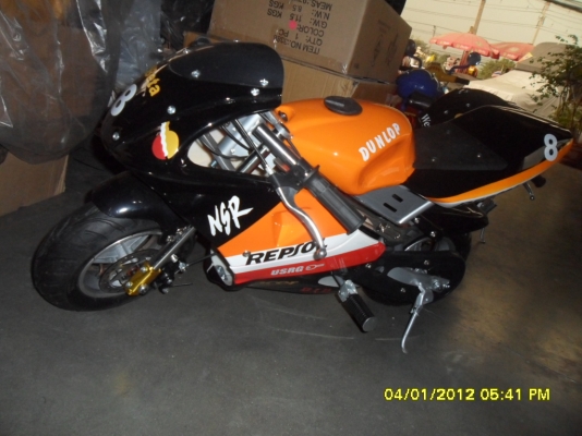 รถเด็กเล่นไฟฟ้า รถมอไซด์เครื่องยนต์ขนาดเล็ก