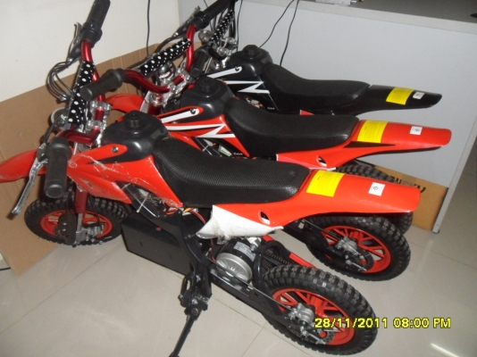 รถเด็กเล่นไฟฟ้า รถมอไซด์เครื่องยนต์ขนาดเล็ก