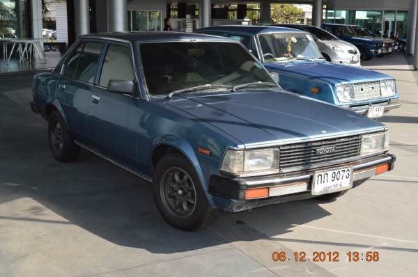 โคโรล่า DX เดิม ๆ ทั้งคัน ออกงานแสดงกับTOYOTA บ่อยครั้ง