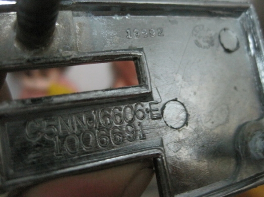 ขายโลโก F O R D (แท้ติดรถ) ขายโลโก F O R D (แท้ติดรถ)