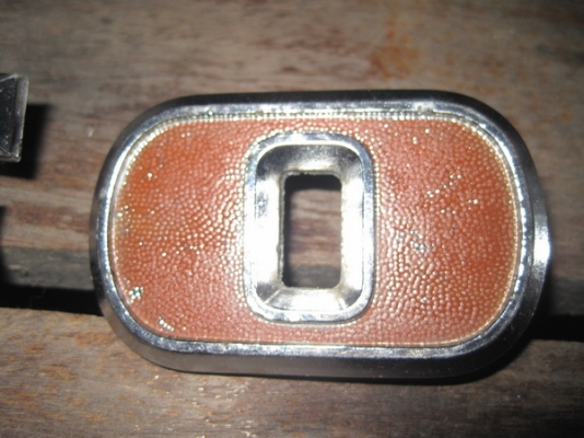 ขายโลโก F O R D (แท้ติดรถ) ขายโลโก F O R D (แท้ติดรถ)