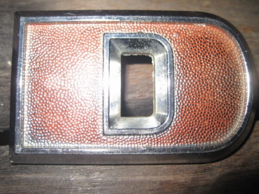 ขายโลโก F O R D (แท้ติดรถ) ขายโลโก F O R D (แท้ติดรถ)