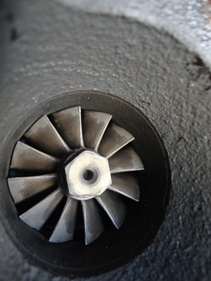 ขายเทอร์โบ TD04 ปากงอ ( ซูบารุ ) ขายเทอร์โบ TD04 ปากงอ ( ซูบารุ )