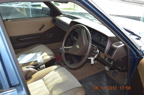 โคโรล่า DX เดิม ๆ ทั้งคัน ออกงานแสดงกับTOYOTA บ่อยครั้ง