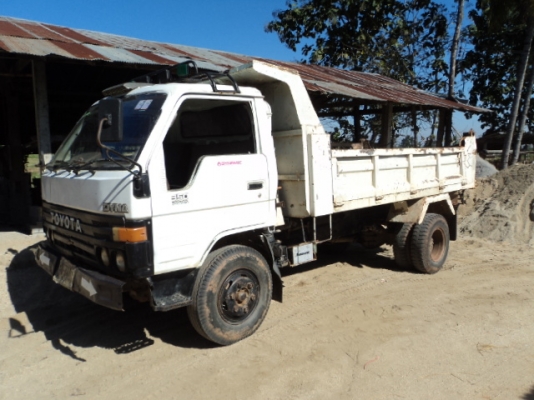 ขายรถดั้ม 5คิวโตโยต้า-350 ราคาไม่แรงครับ